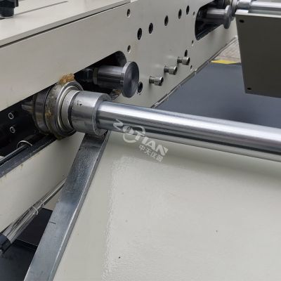 大型自由調(diào)寬跌落機